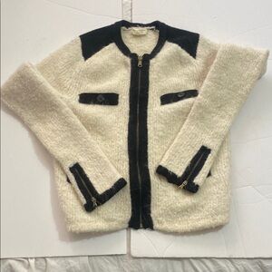 Club Monaco Cream and Black Zip-Front Bouclé Cardigan